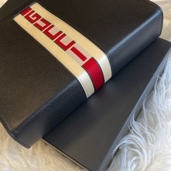 Gucci Black Leather Stripe Logo Toiletry Pouch BNIB Made in Italy - Picture 11 of 11